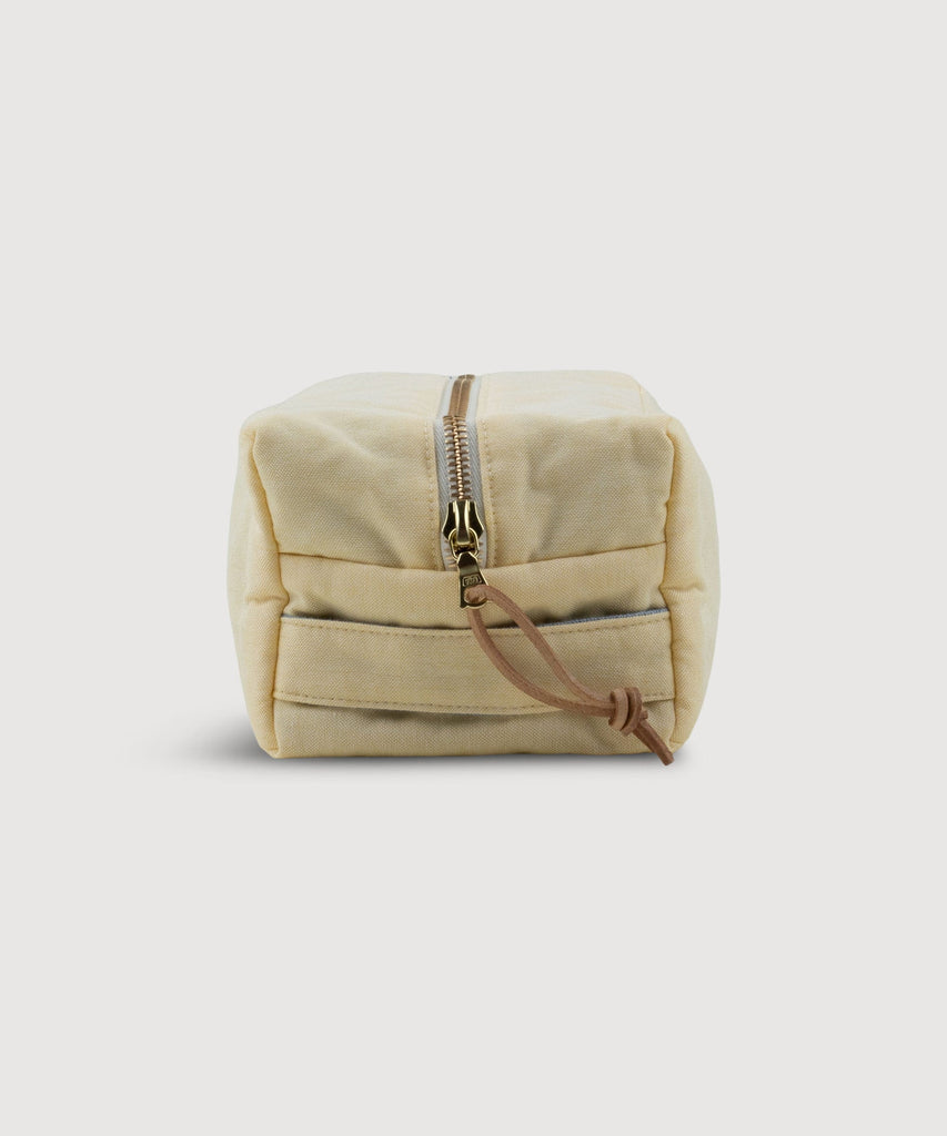 Padded Oxford Washbag