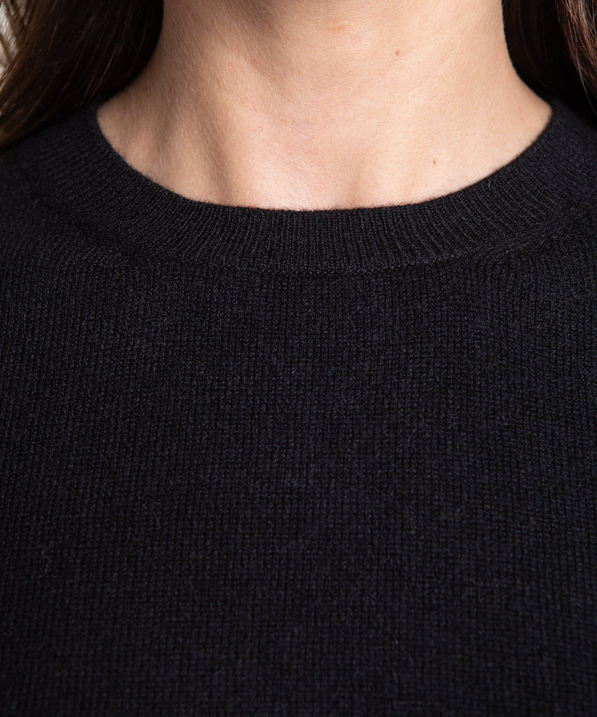 Cashmere Roundneck Sweater